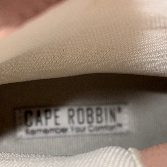 NWOT Cape Robbin Women's Pink Yuri Studded Boots Size 8 - Picture 7 of 7